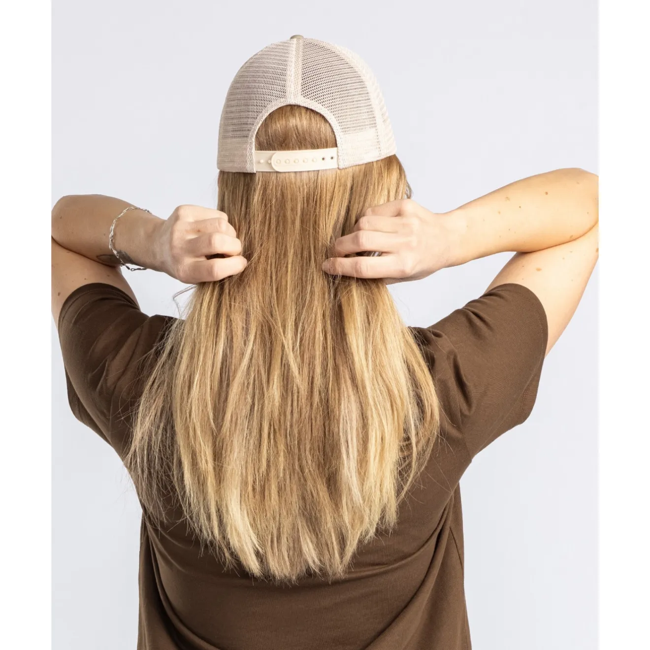czapka_z_daszkiem__pinewo_3-2.webp Damskie Pinewood Czapki, Kapelusze | Czapki Damskie | Czapka z daszkiem 1144 Mesh Cap Light Khaki (244)