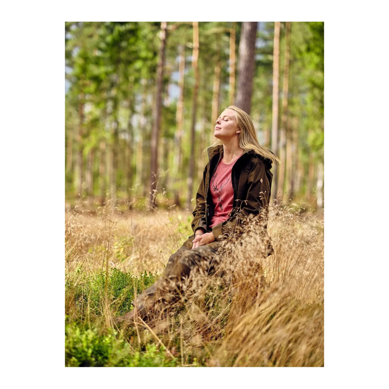 damski_tshirt_pinewood_re_2.webp Damskie Pinewood Koszulki, Bluzki Damskie | Koszulki Myśliwskie | DAMSKI T-SHIRT ® RED DEER 3038