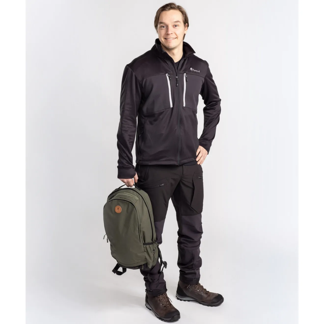plecak__litry_pinewood_da_3-1.webp Pinewood Plecaki | Torby, Worki , Plecaki Myśliwskie | Plecak 22 litry ® DAY PACK 1913 Mid Green