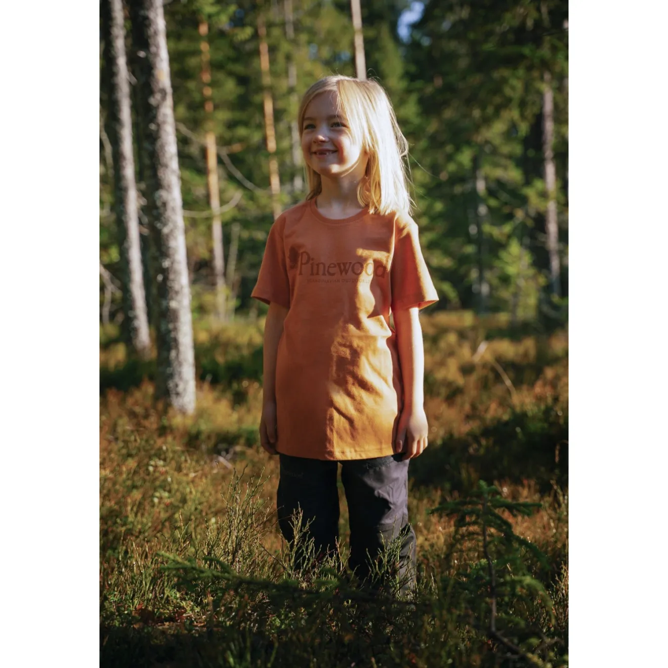 tshirt_pinewood_outdoor_l_2-1.webp Dzieci Pinewood Koszulki Dziecięce | Koszulki | T-SHIRT ® OUTDOOR LIFE KIDS 6445